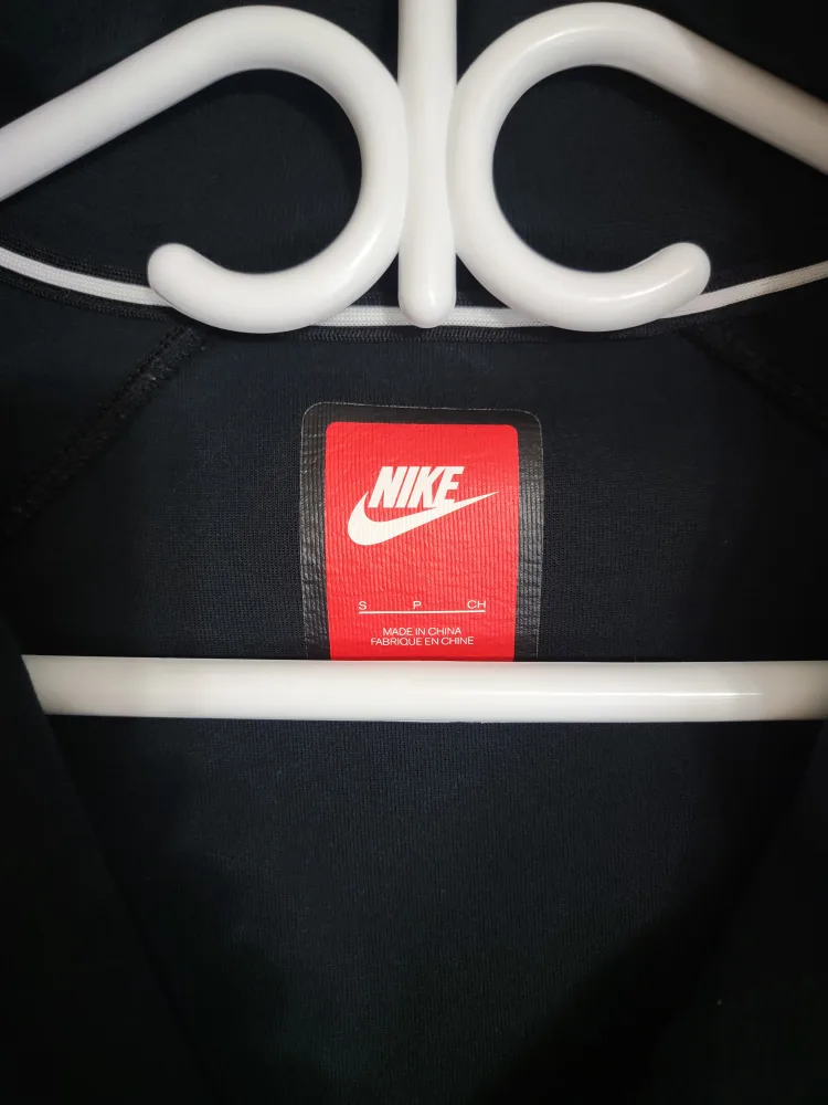 Nike Tech Fleece Zip-Up Jacket - Black image indicator(6)