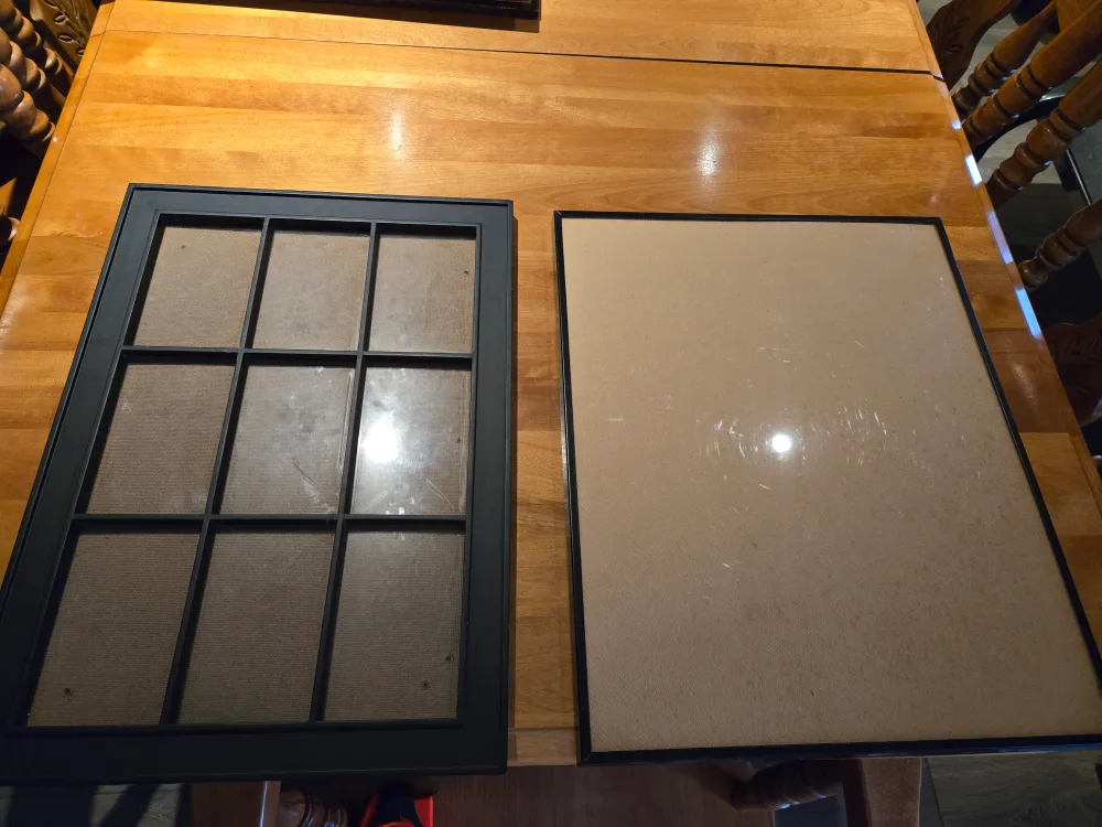 Assorted home decor items image indicator(2)