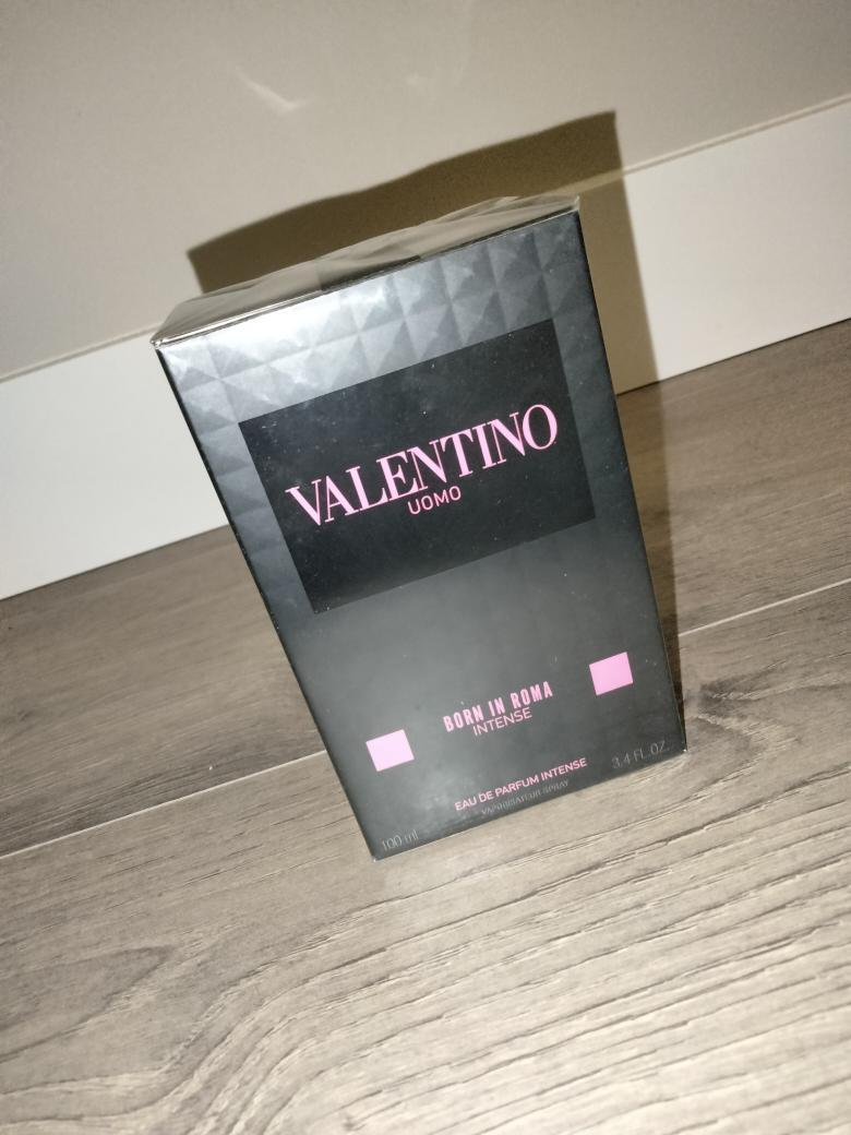 Valentino Uomo Born in Roma Intense Eau de Parfum