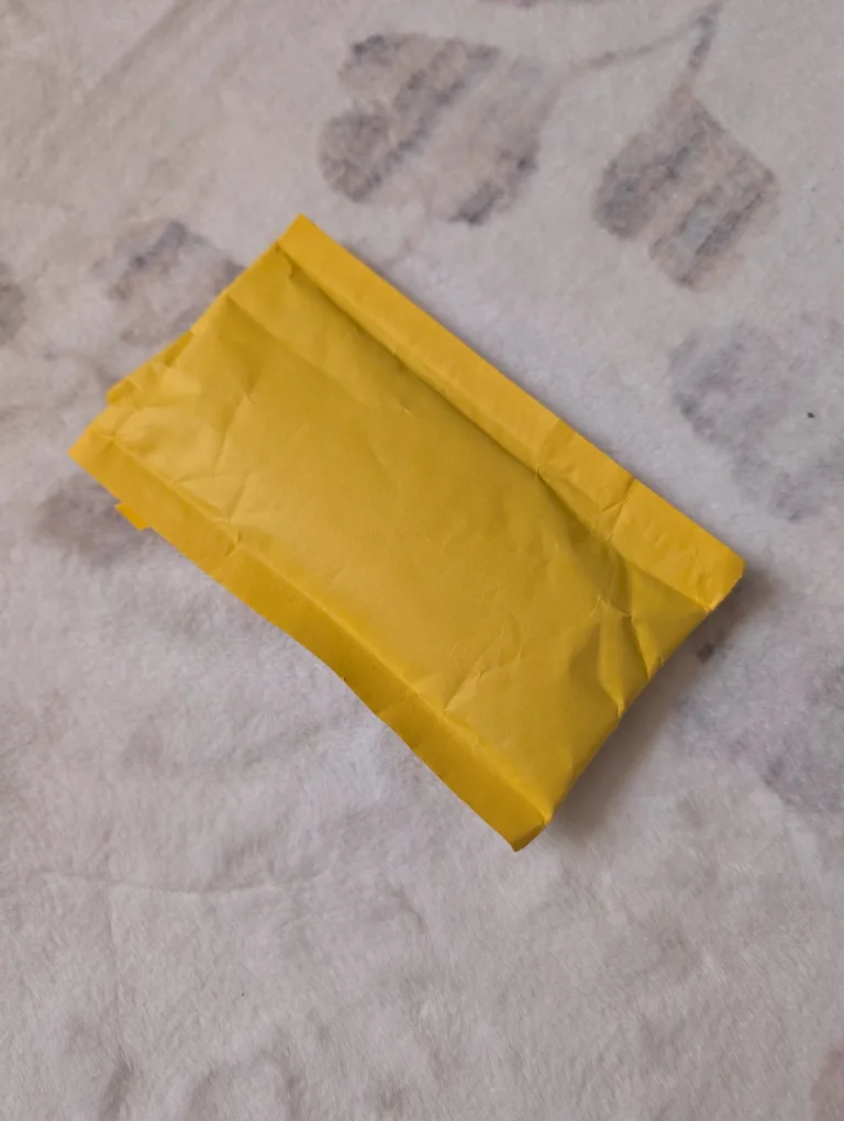 Ten colourful silk tassels image indicator(3)