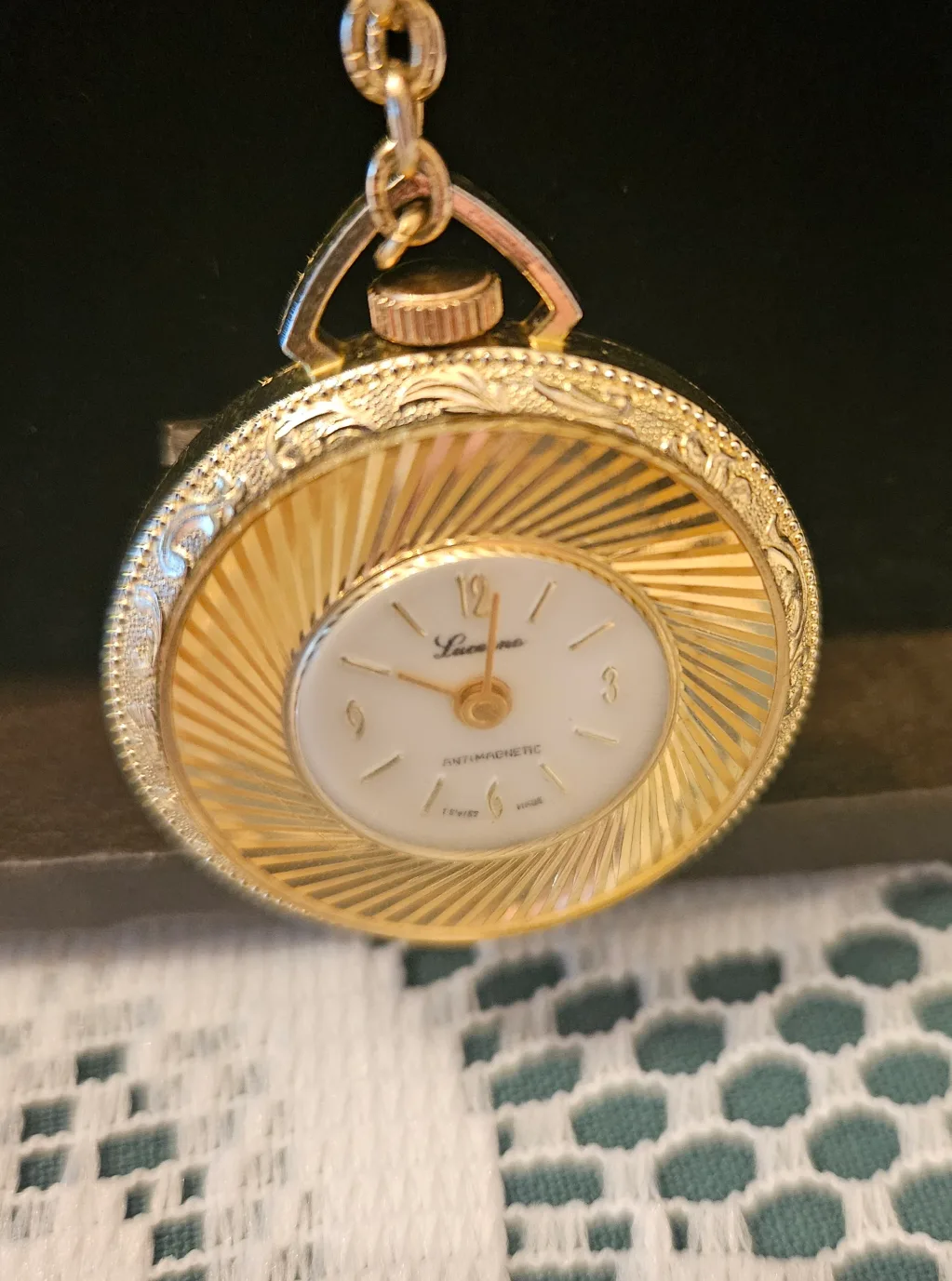Elegant Vintage 'Lucerne' Women's Pocket Watch Pendant Necklace image indicator(3)