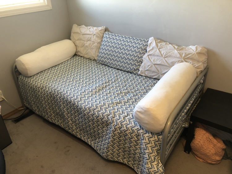 Twin daybed frame
