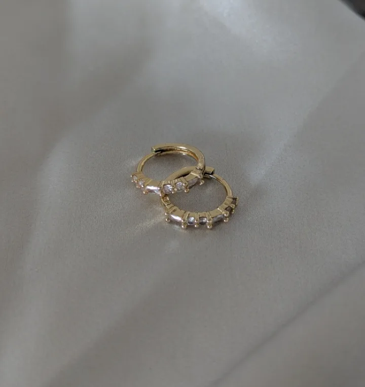 14K Gold Plated S925 Sterling Silver Hoop Earrings image indicator(2)