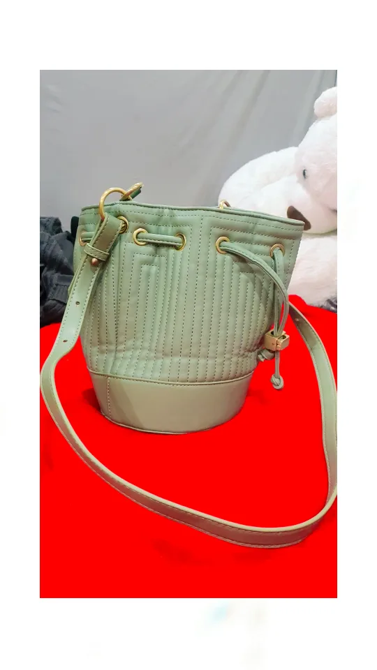 Zara Basic Collection Sage Green Quilted Bucket Bag image indicator(4)