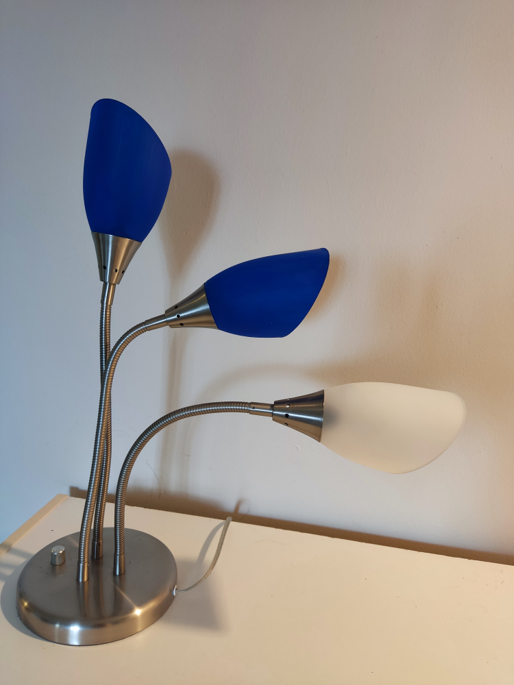 Three-light desk lamp, blue and white shades - photo 2