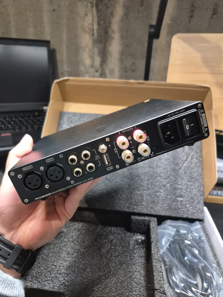 Smsl AO200 all in one amp with remote image indicator(2)