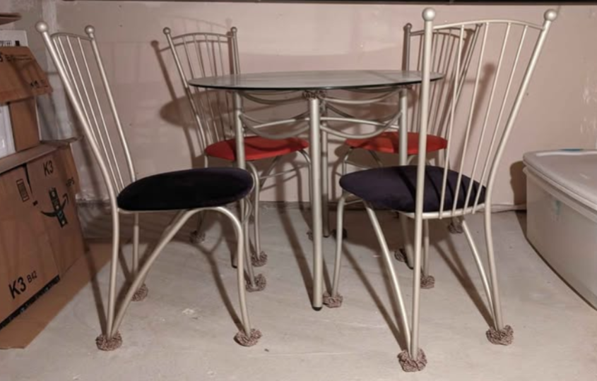 Glass-top Round Table and Four Metal Chairs - photo 3