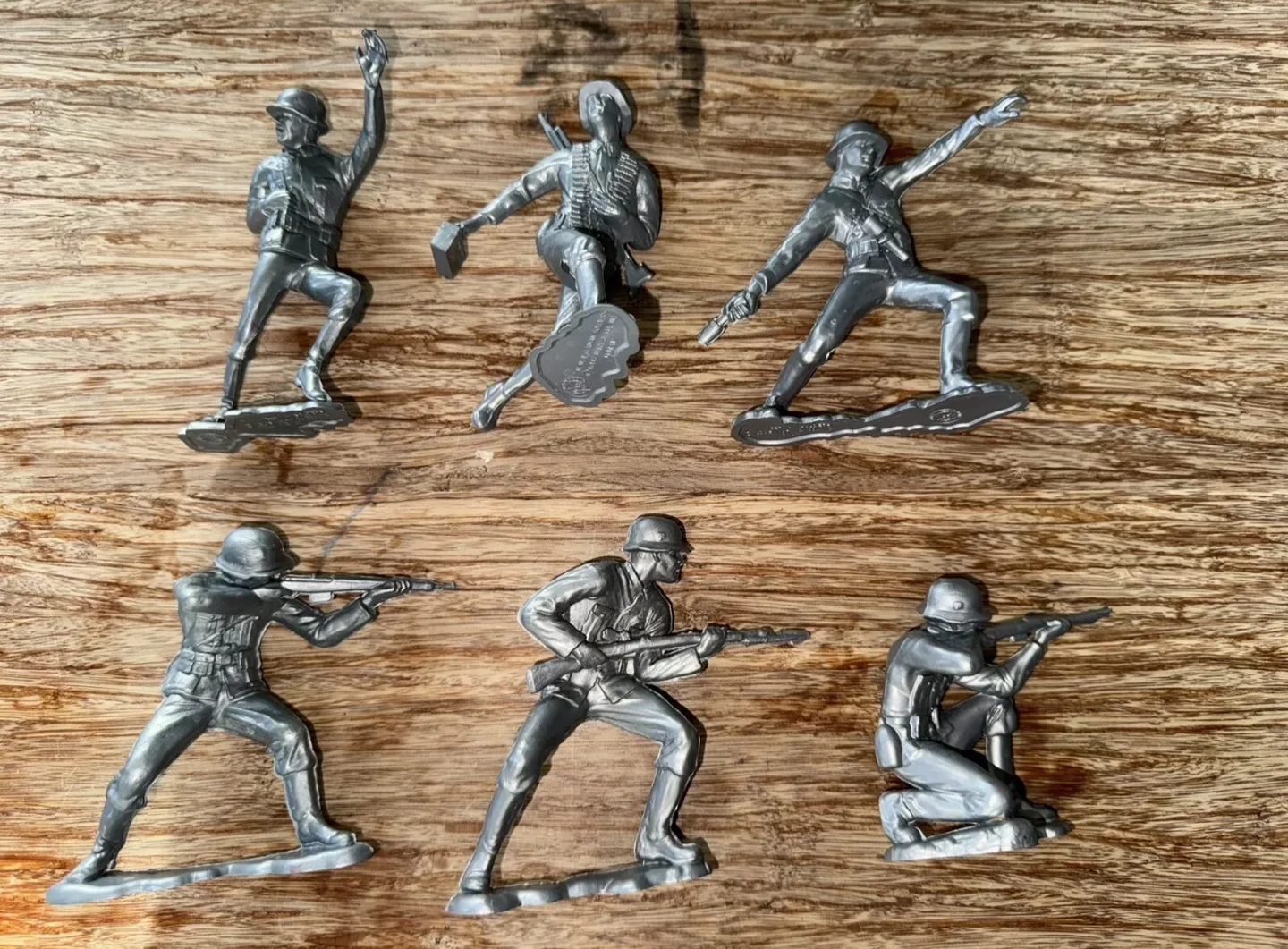 🥕Marx Vintage Gray Plastic Toy Soldiers - Lot of 7 image indicator(4)
