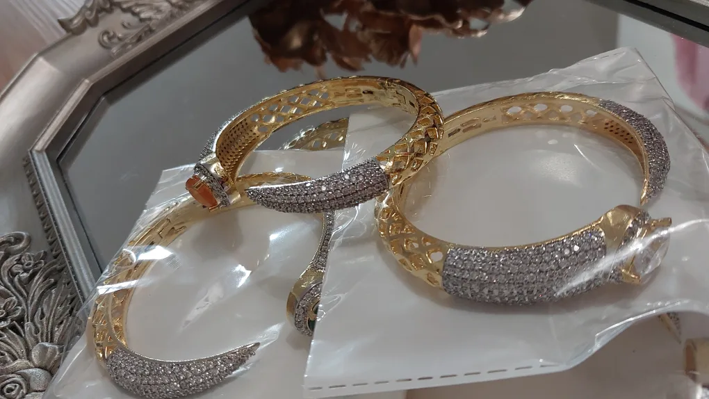 BRAND NEW Gorgeous Gold-Tone CZ Bangle Bracelets🧡 image indicator(3)