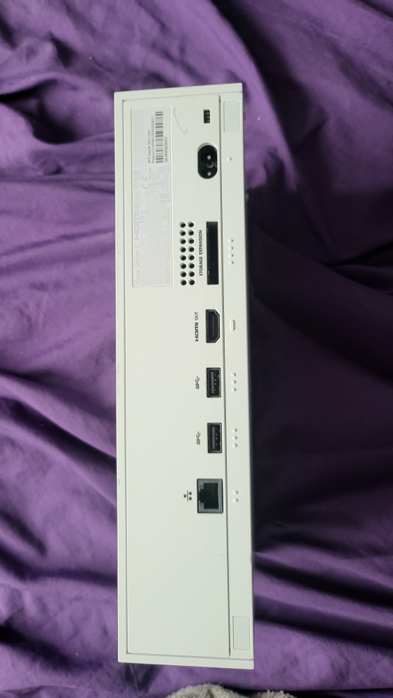 Xbox Series S Console - White No Controller need gone by monday - photo 3
