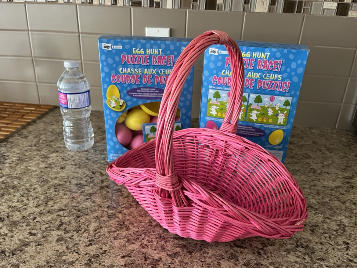 Egg hunt - puzzle race