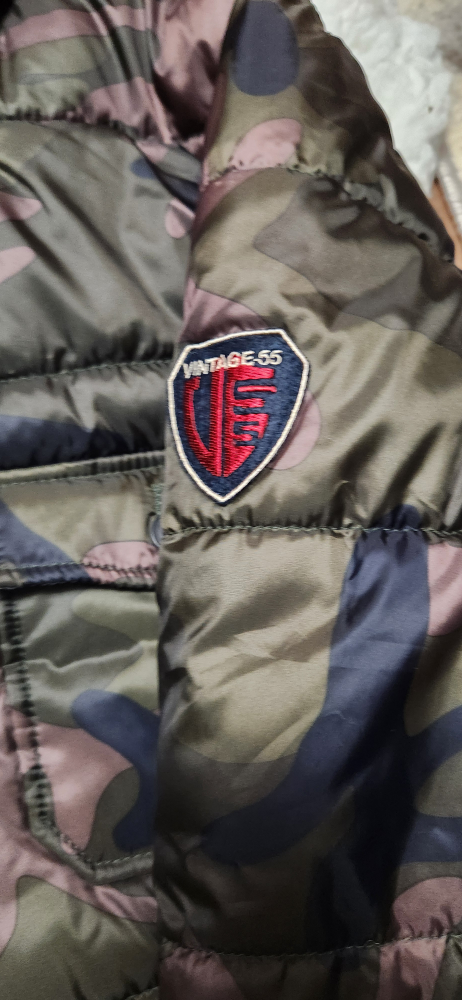 Urban Vintage Men's Camo Puffer Jacket - Size M/M - photo 4