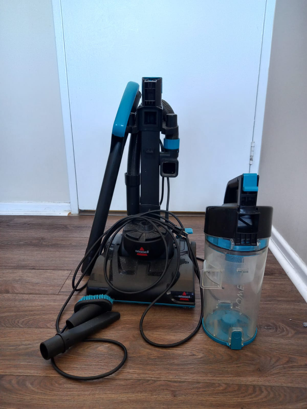 Bissell CleanView Swivel Pet Upright Vacuum Cleaner