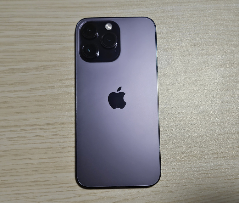 iPhone 14 Pro Max - photo 2