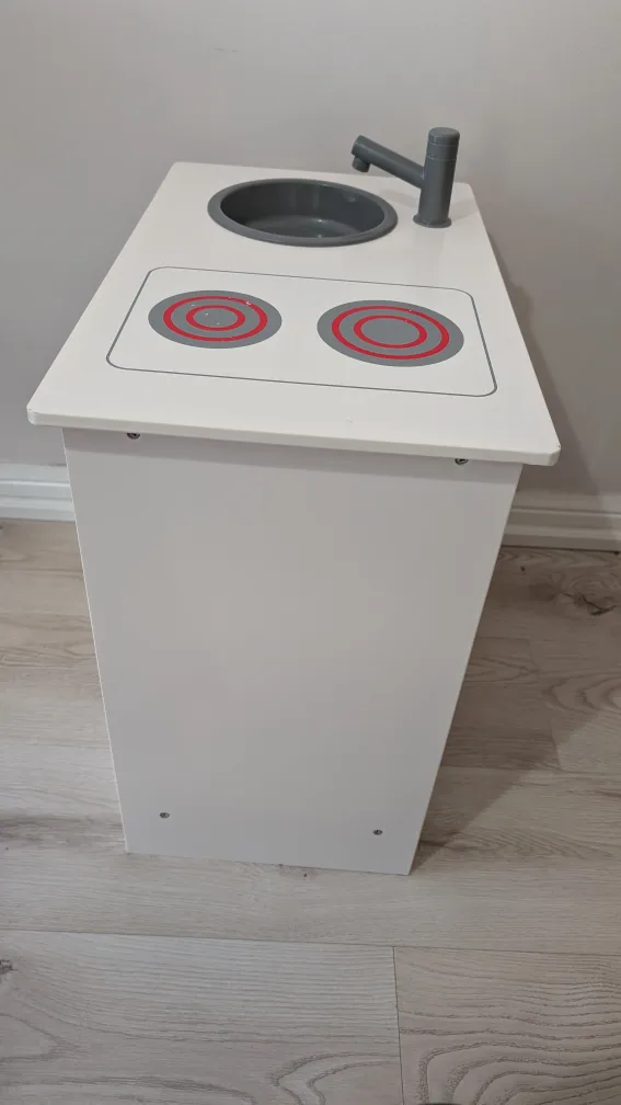 Kids' Wooden Play Kitchen image indicator(4)