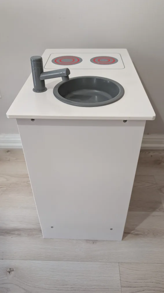 Kids' Wooden Play Kitchen image indicator(5)