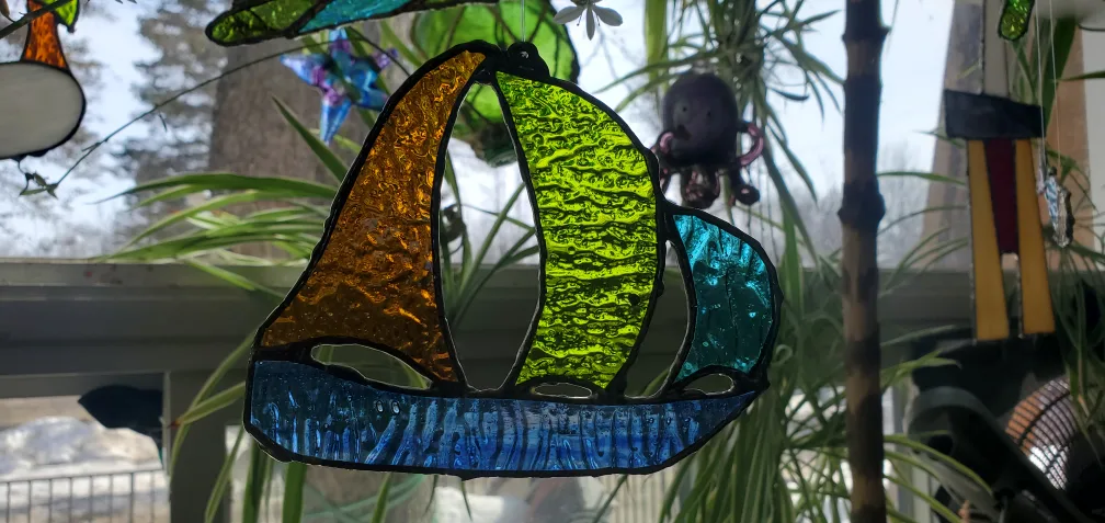 Stained Glass Boat thumbnail