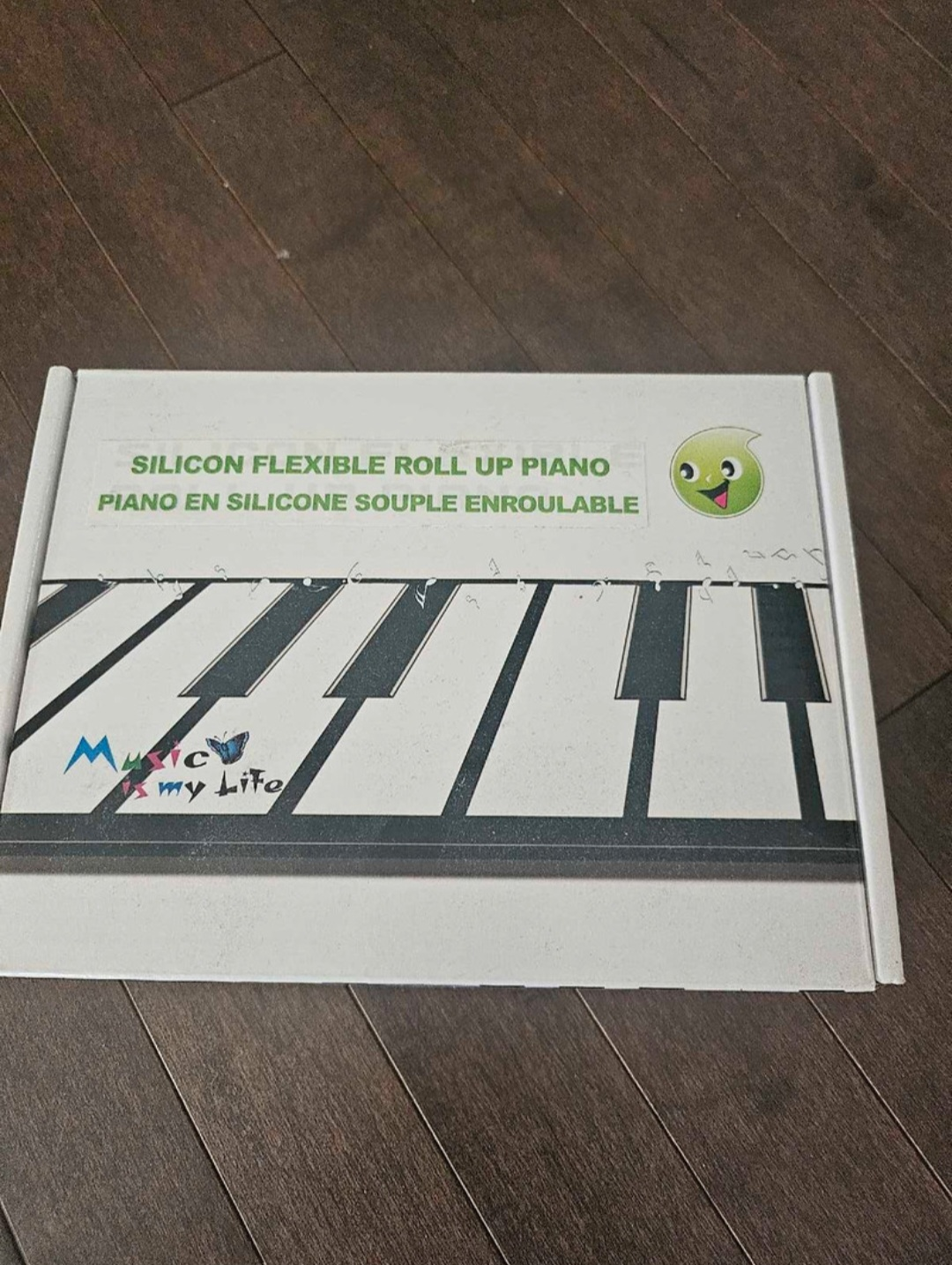 Roll Up Piano Keyboard - Portable and Flexible