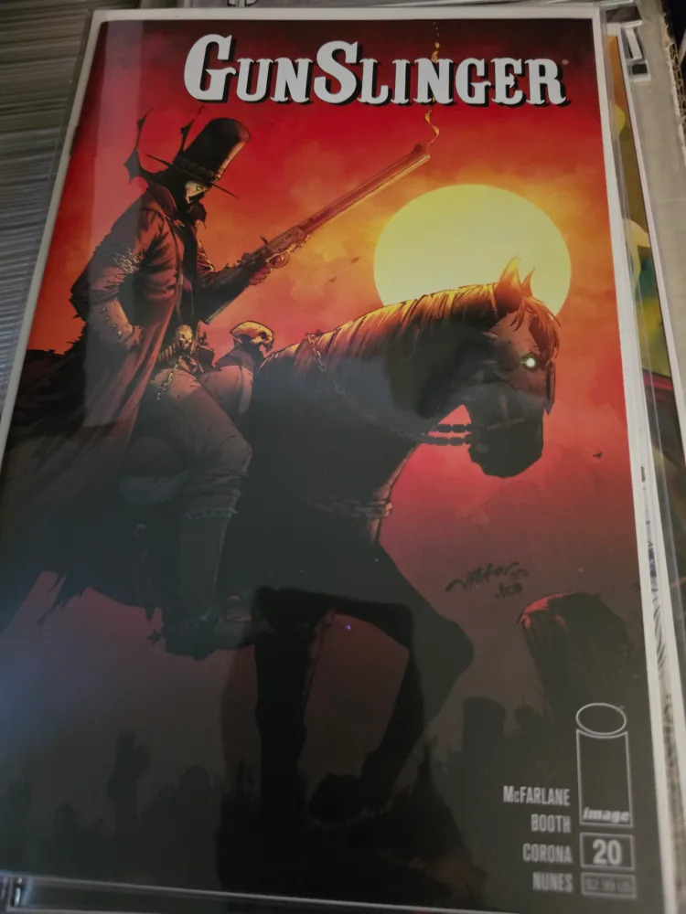 King Spawn #1 & #2 & Gunslinger Spawn #16 & #20 Comic Books image indicator(4)