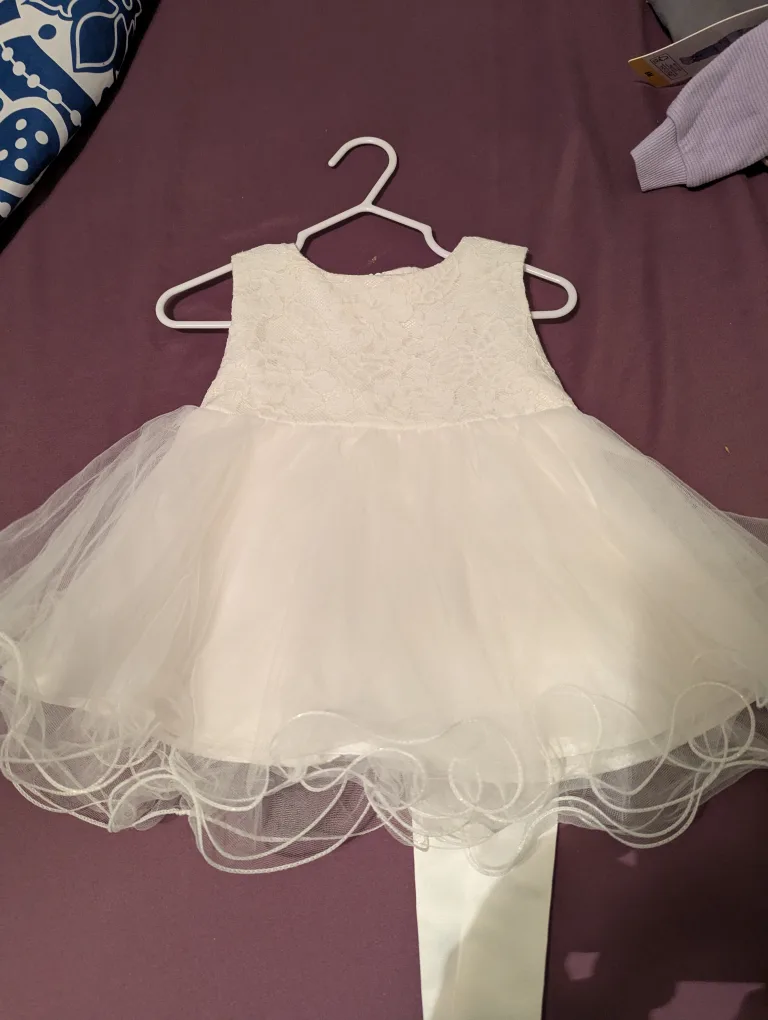 Baby Girl's Christening Outfit: Dress, Bolero & Shoes image indicator(2)
