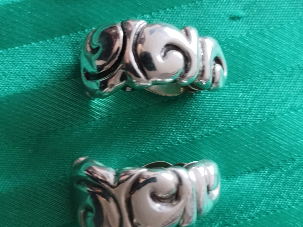 Zuni .925 Solid Silver Clip-On Vintage Earrings image indicator(3)