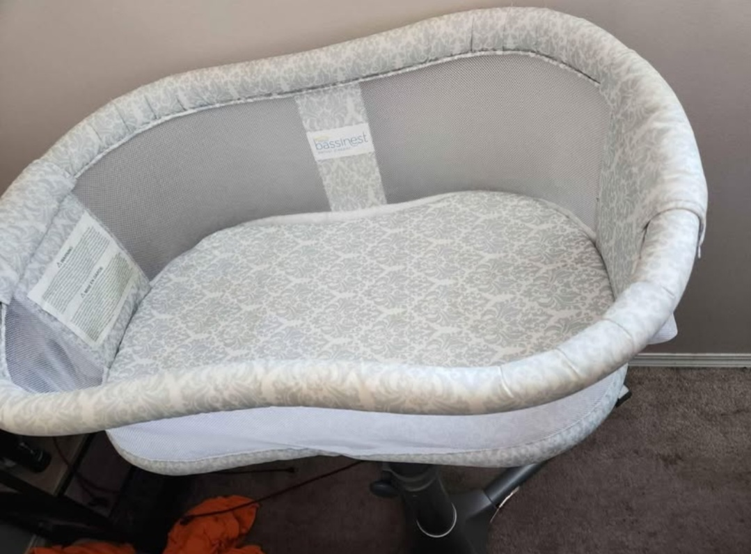 Halo Bassinet Swivel Sleeper