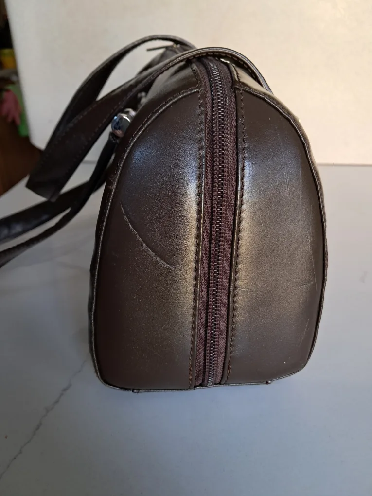 Danier Brown Italian Leather Handbag image indicator(7)