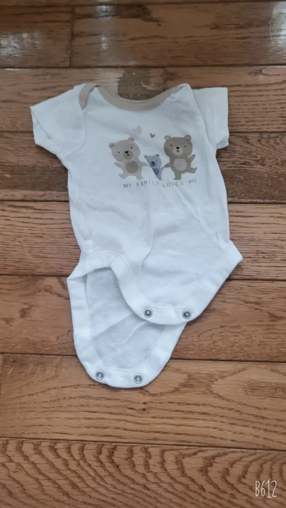 gender neutral baby clothes image indicator(9)