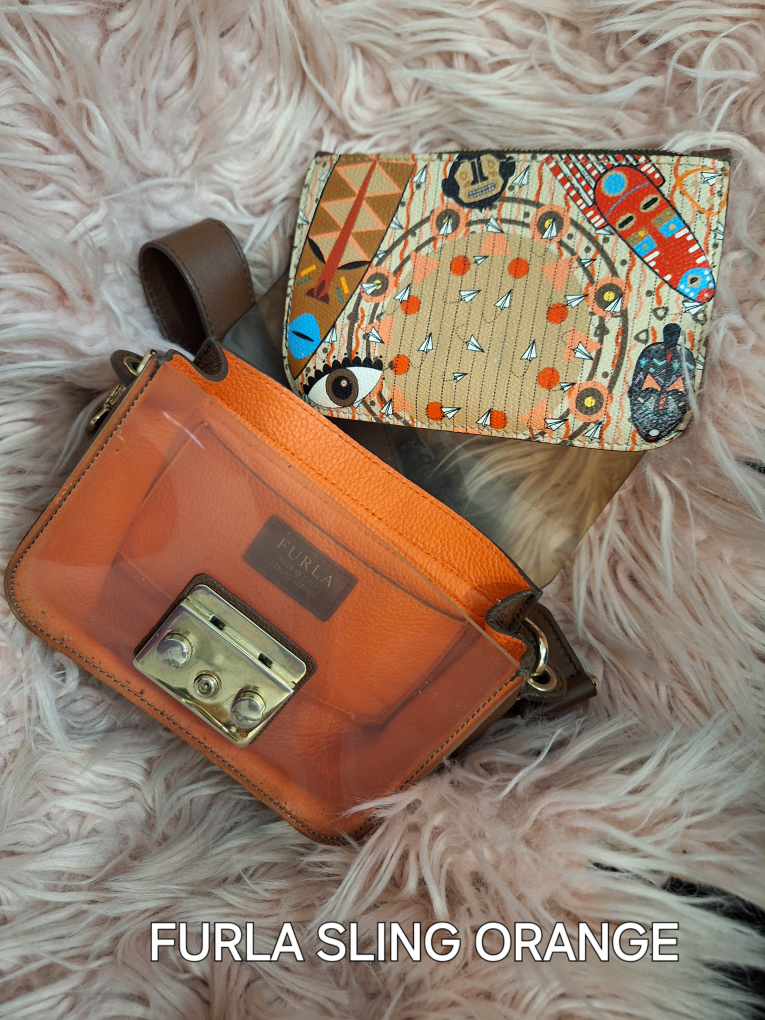Bundle of 4 Designer Tote Bags - photo 3