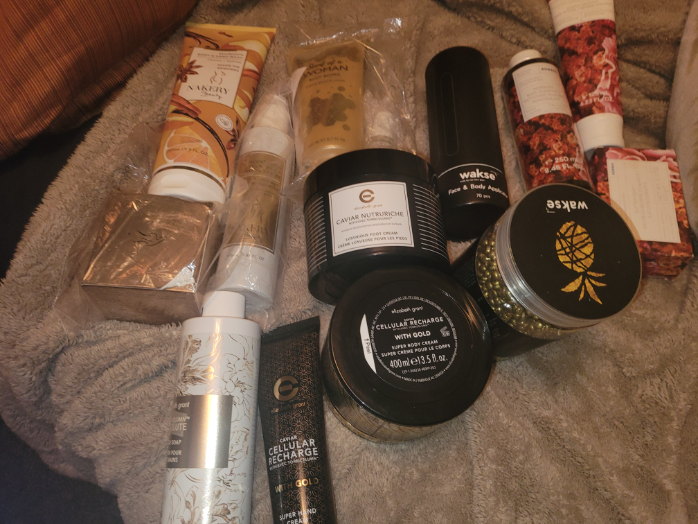 Bath & Body Bundle - Wakse, Elizabeth Grant, and More!