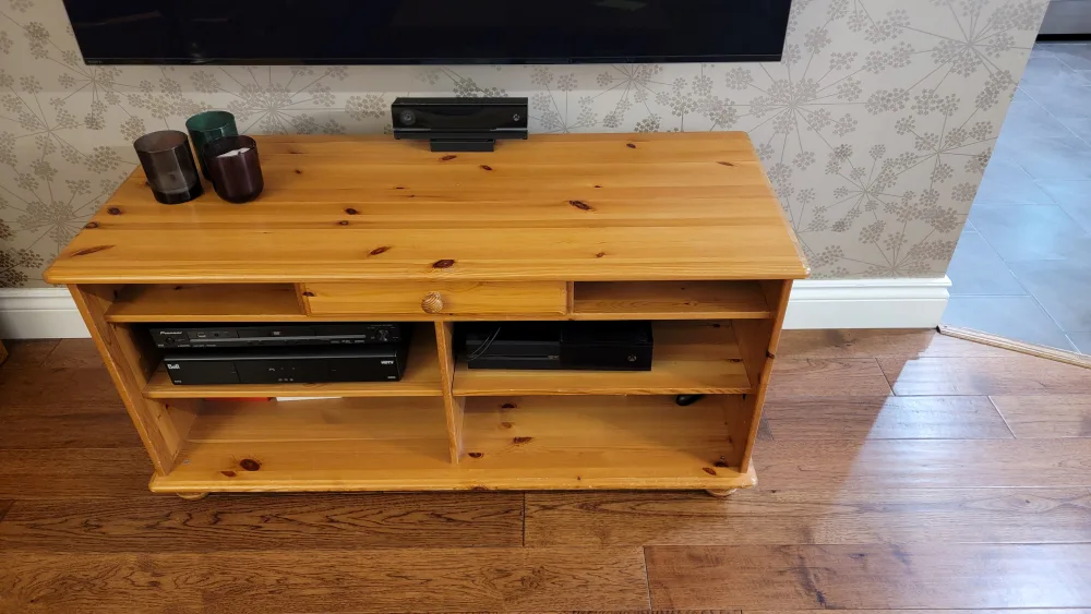 SOLID WOOD TV CONSOL image indicator(2)