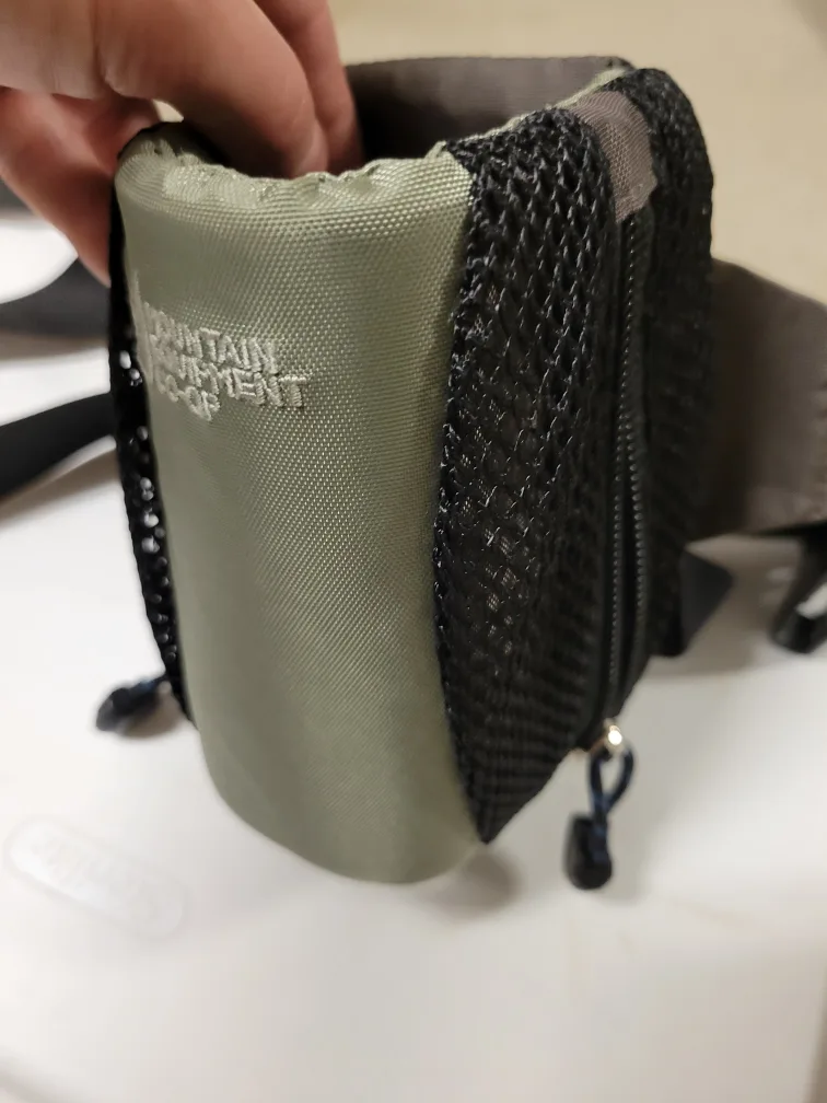 Mountain Equipment Co-op Water Bottle Holder image indicator(3)