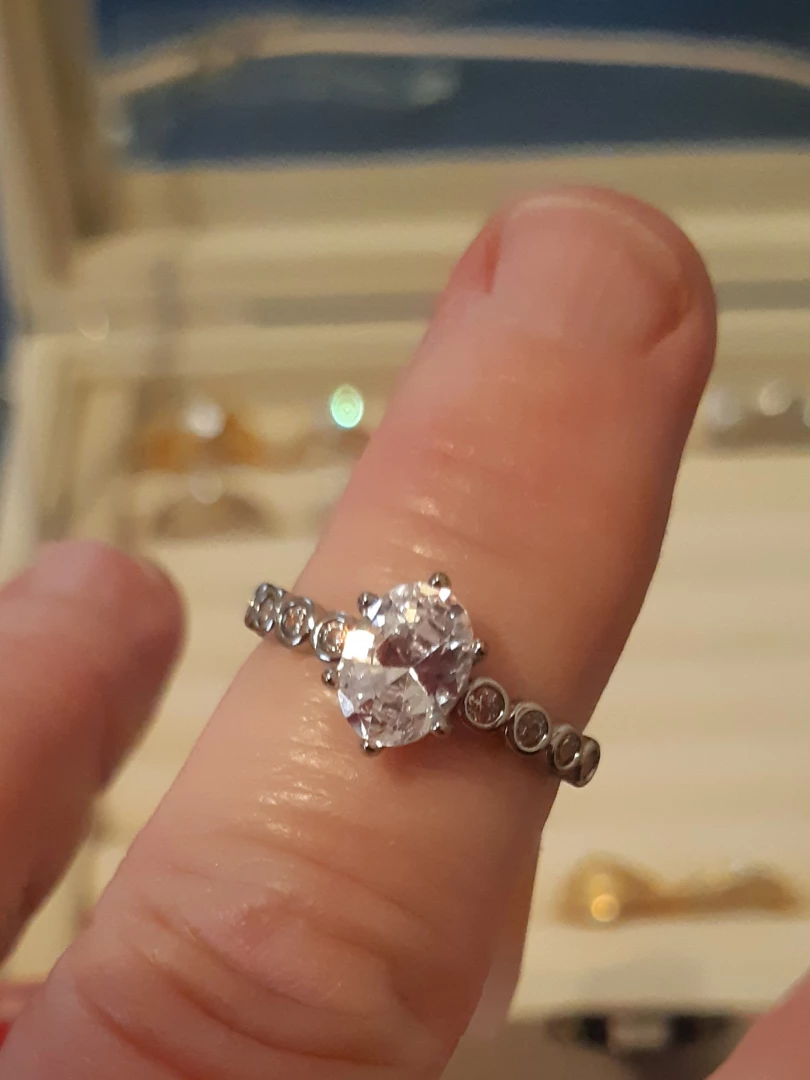 Elegant Oval CZ Ring - One Size - photo 2