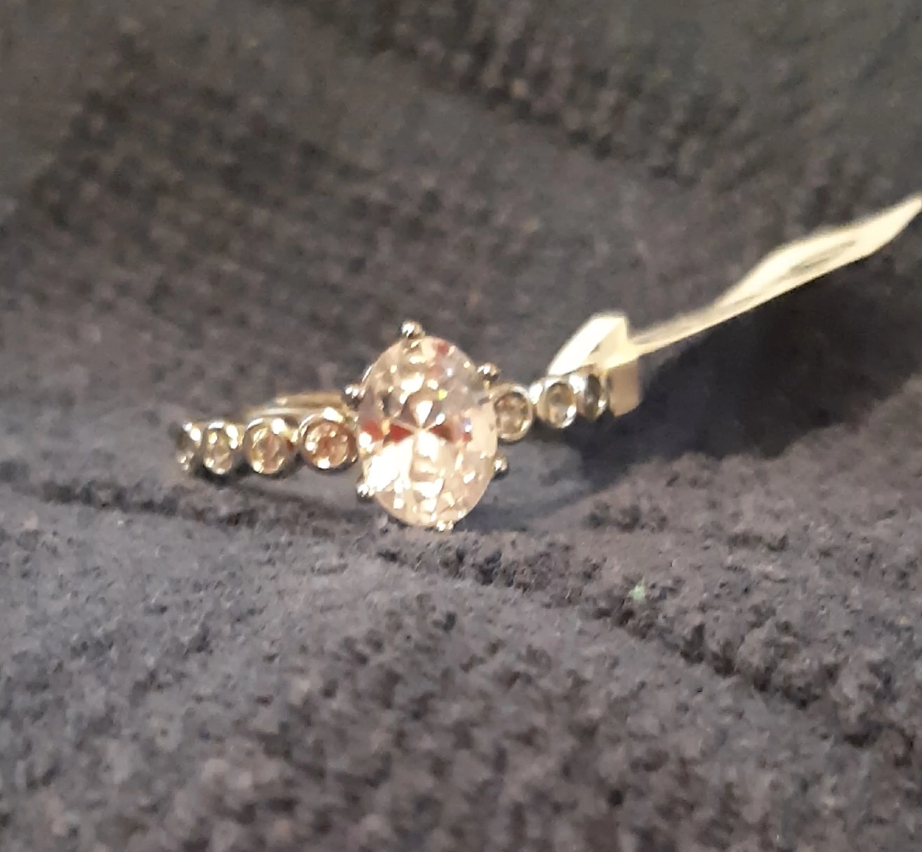Elegant Oval CZ Ring - One Size - photo 5