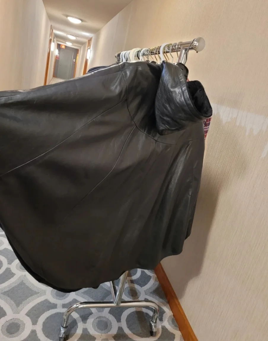 Black Leather Hooded Cape image indicator(2)