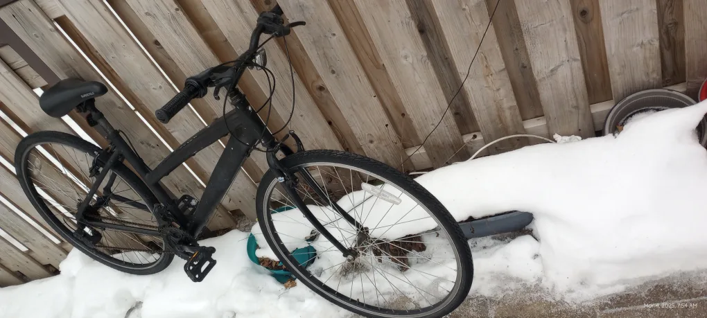 Road Bike 28" 700x35cc image indicator(2)