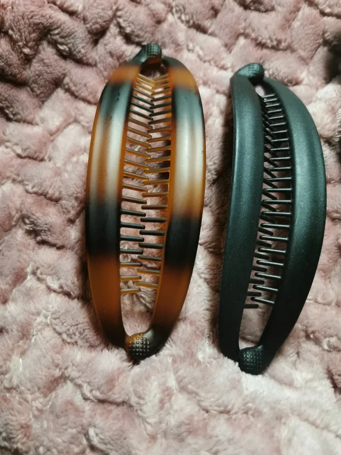 Quo Beauty Banana Clips - 2 Pack image indicator(2)