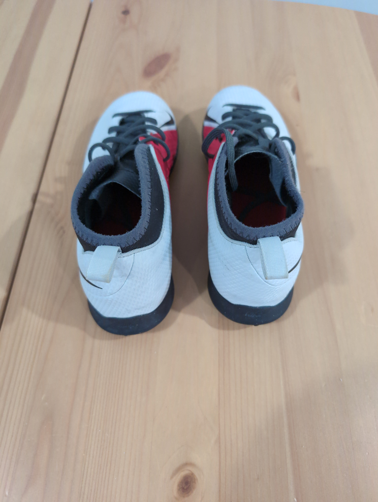 Nike Phantom Vision Academy DF IC Kids Indoor Soccer Shoes - photo 4