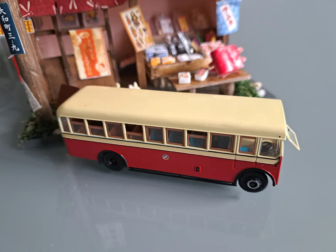 ABC Model Shaukiwan Bus No. 2 diecast model image indicator(8)