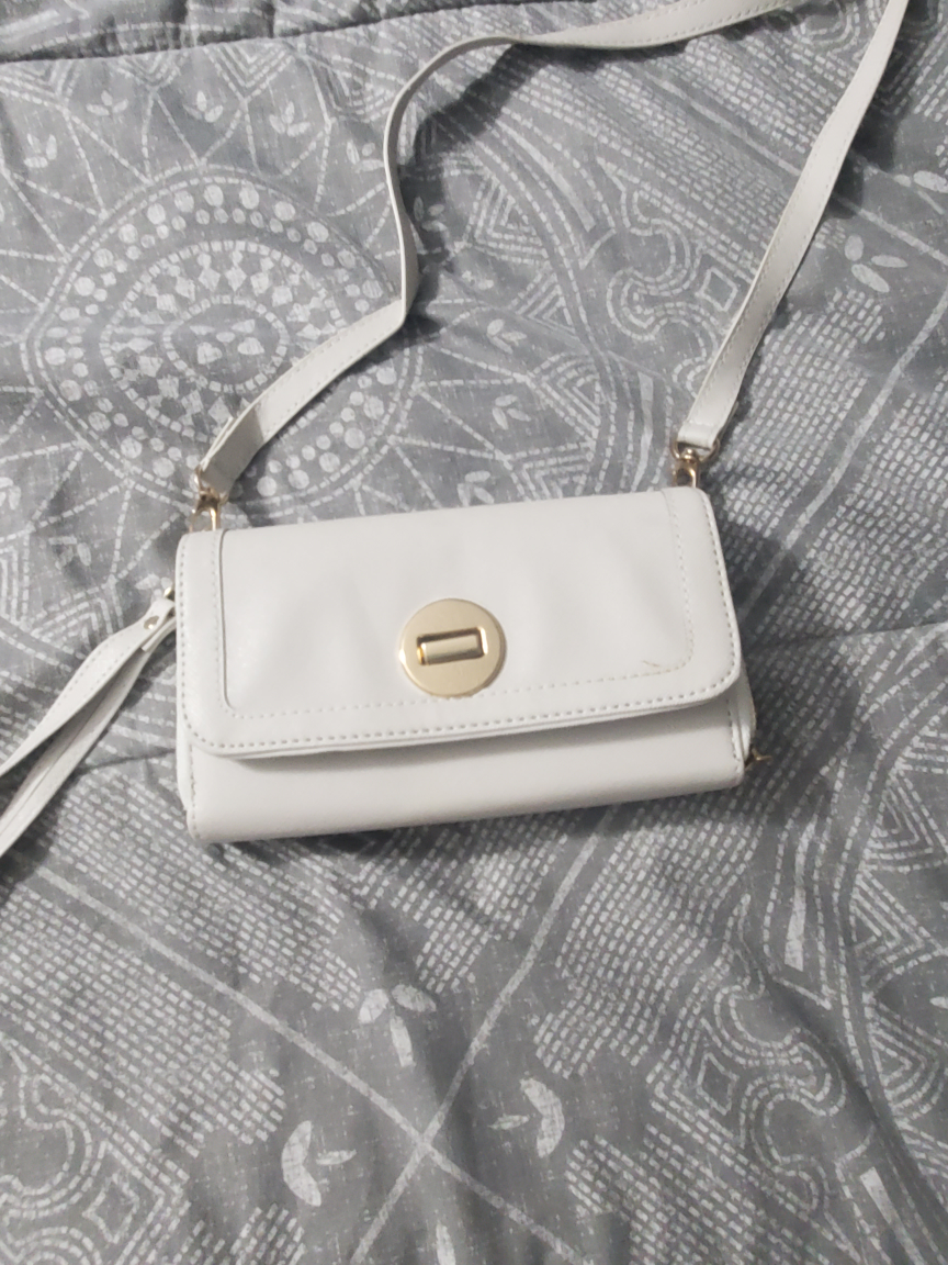 White crossbody purse/wallet