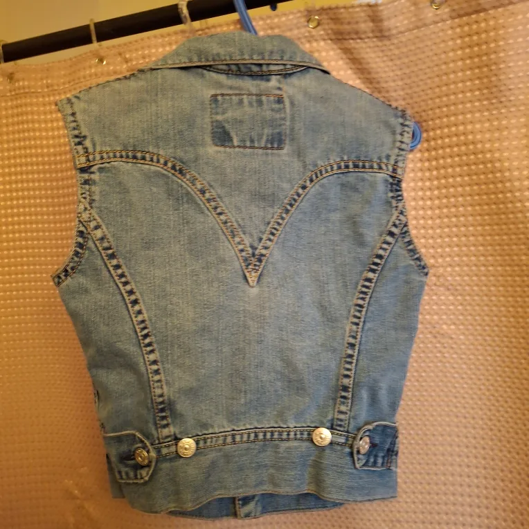 Levi's Denim Vest - Size M image indicator(3)
