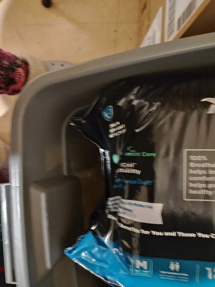 Attends Premier Underwear, Medium, 18 count image indicator(2)