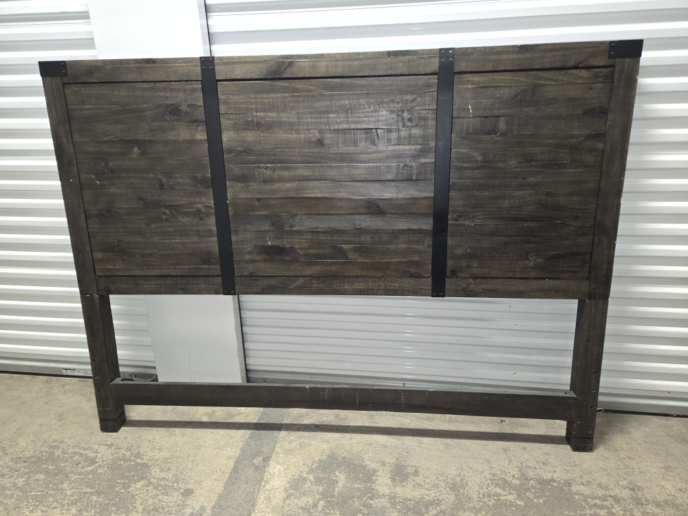 King Size Bed - Rustic Farmhouse Style - photo 5