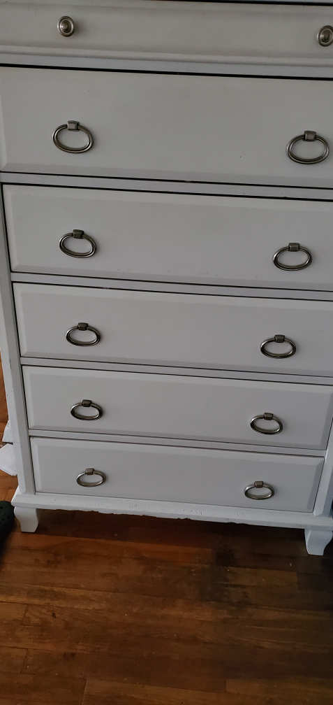 White Wooden 6-Drawer Chest