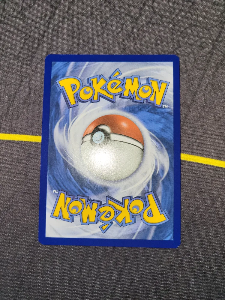 x4 Pokemon TCG Pikachu Lot image indicator(5)