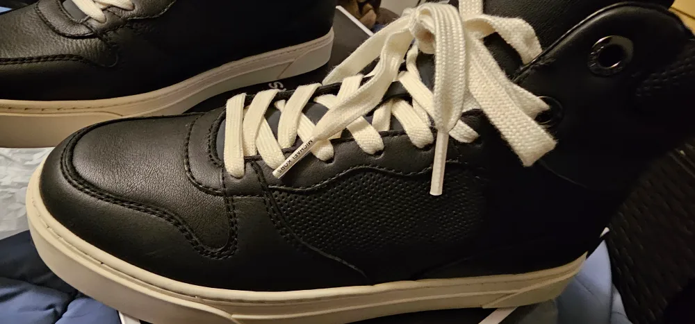 Michael Kors Barrett High Top Black Leather Sneakers - US 7.5 image indicator(2)