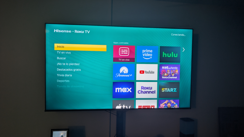 Hisense 75" Clase 4K UHD LED Roku Smart TV HDR 75R6E1