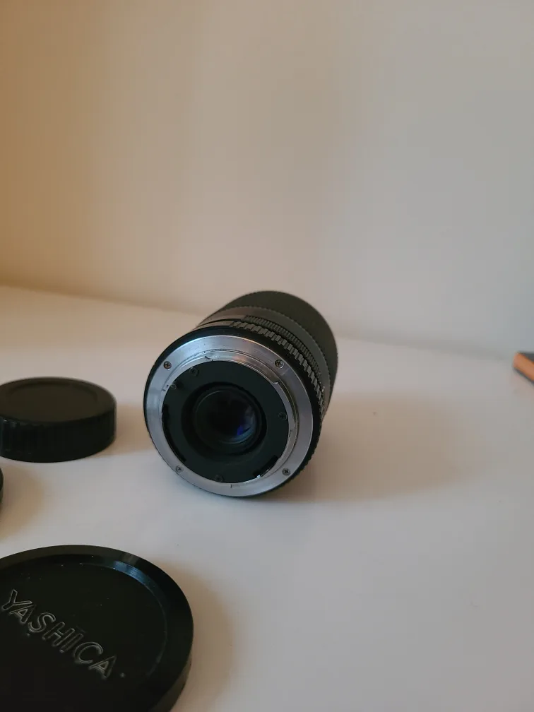 Yashica ML Zoom 35-105mm f/3.5-4.5 Lens -  w/ Caps & Filter image indicator(5)