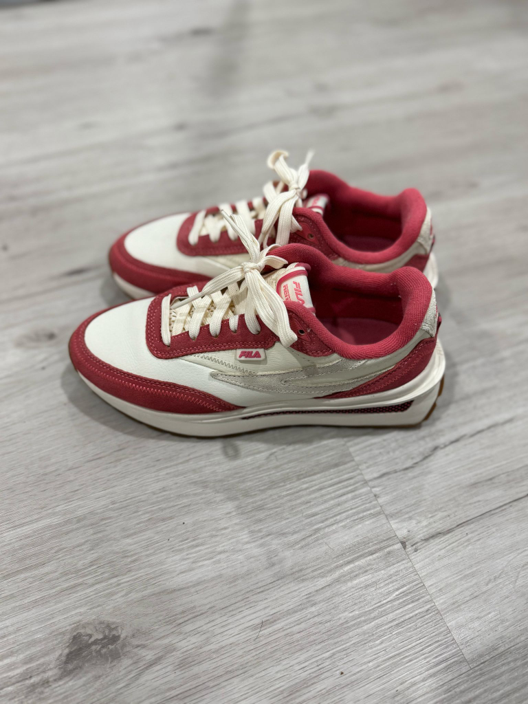 Fila Women's Sneakers - US Size 7 - photo 3