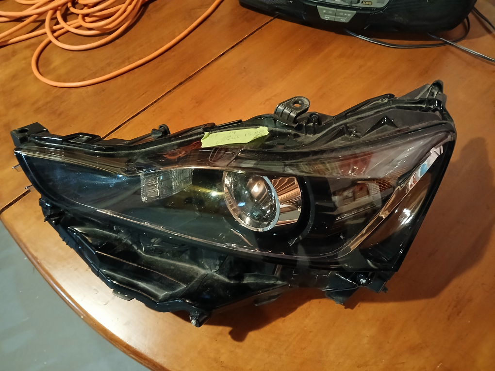 17-19 Lexus IS300 IS350 IS200 Headlight